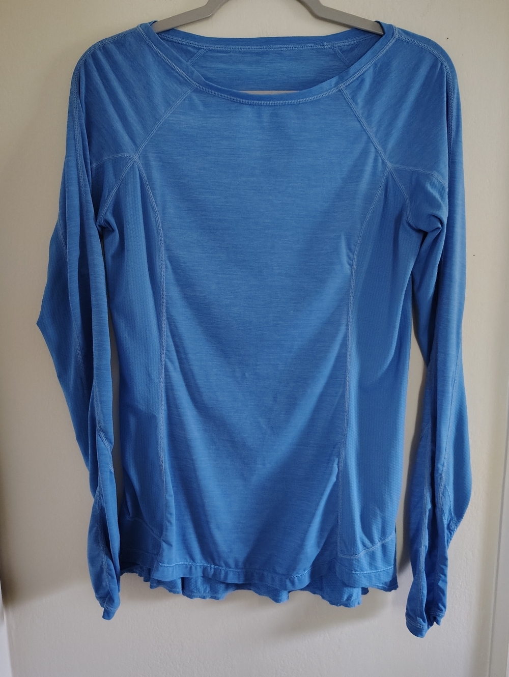 Lululemon Blue Long Sleeve Top Womens 8 Running Outdoor Ruffle Athletic Workout